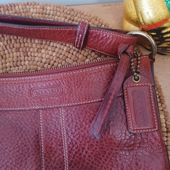 Coach Y2K Red Leather Shoulder Bag - Picture 3 of 9
